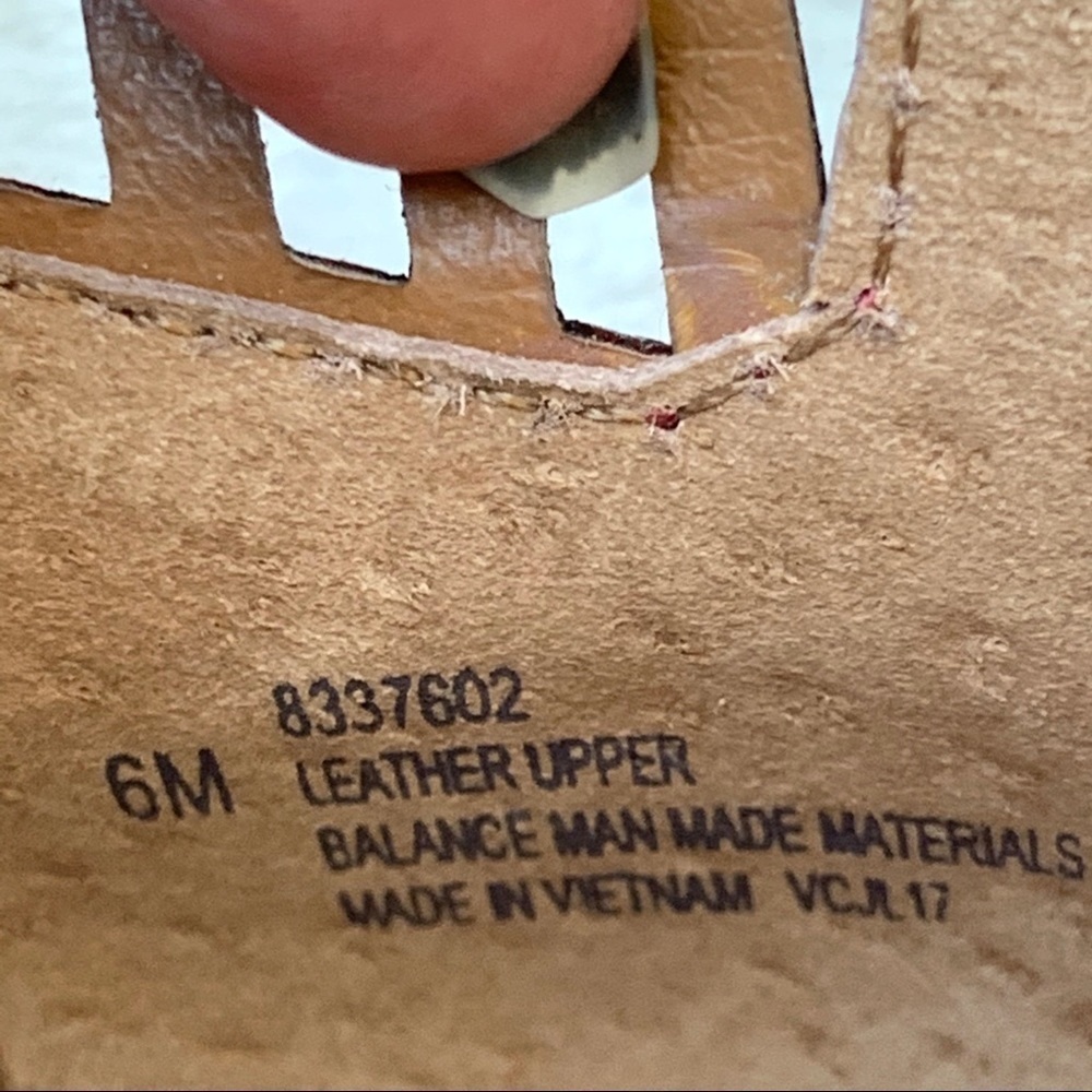 Comfortiva Riley Open Toe Red Leather Laser Cutout Detailed Boho Sandals Size 6 - Picture 11 of 16